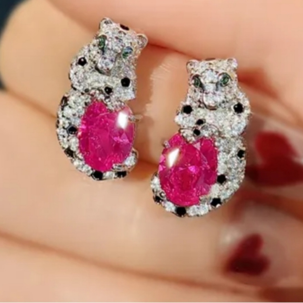 New 1 Carat Ruby Corundum And Diamond Stud Cat Earrings